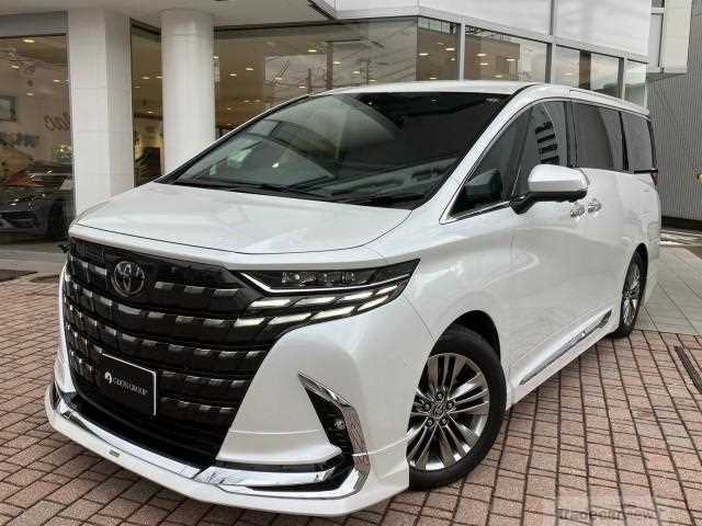 2023 Toyota Alphard Hybrid