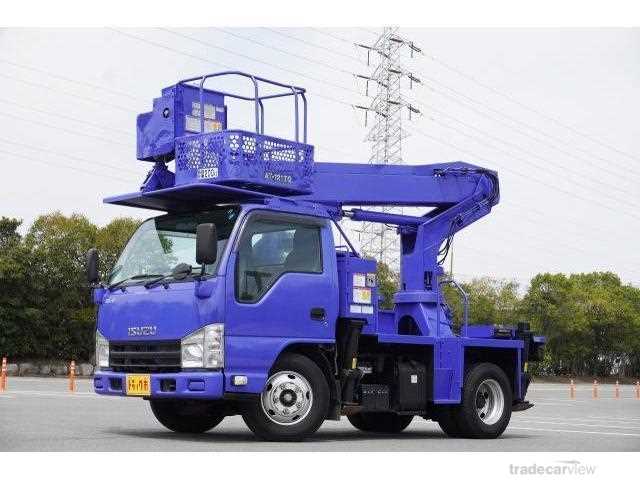 2013 Isuzu Elf Truck