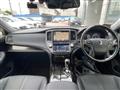 2017 Toyota Crown Hybrid