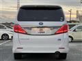 2013 Toyota Vellfire