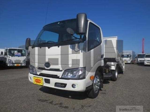 2022 Hino Dutro