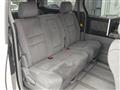 2004 Toyota Alphard V