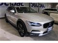 2017 Volvo V90