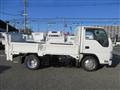 2013 Isuzu Elf Truck