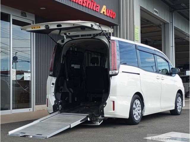 2019 Toyota Noah