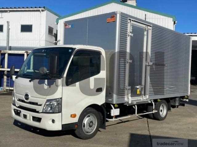 2022 Hino Dutro