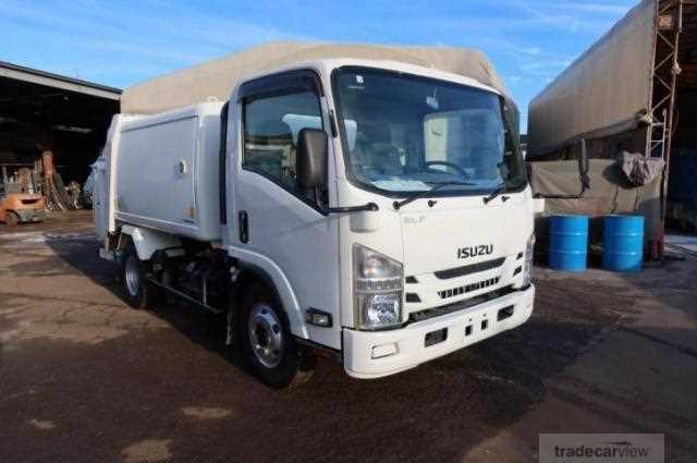 2017 Isuzu Elf Truck