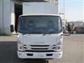 2023 Isuzu Elf Truck