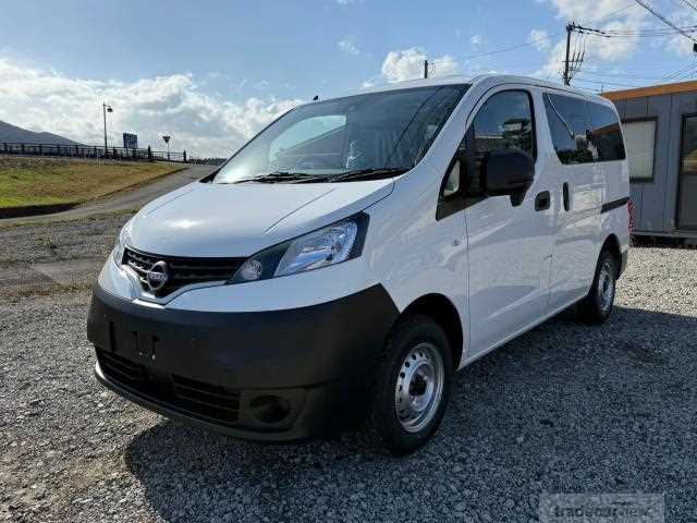 2024 Nissan NV200 VANETTE