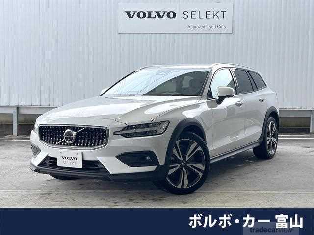 2022 Volvo V60