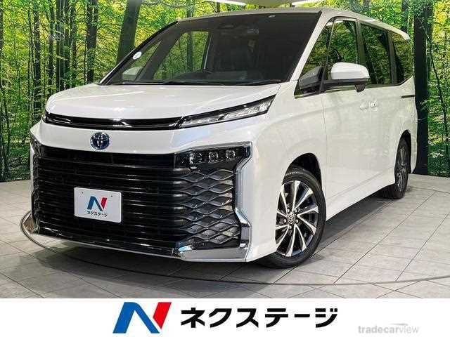 2022 Toyota Voxy