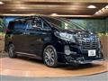 2017 Toyota Alphard Hybrid