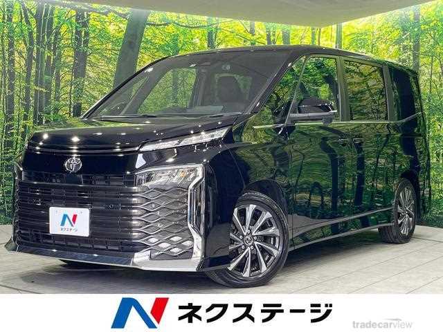 2022 Toyota Voxy