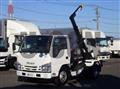 2017 Isuzu Elf Truck