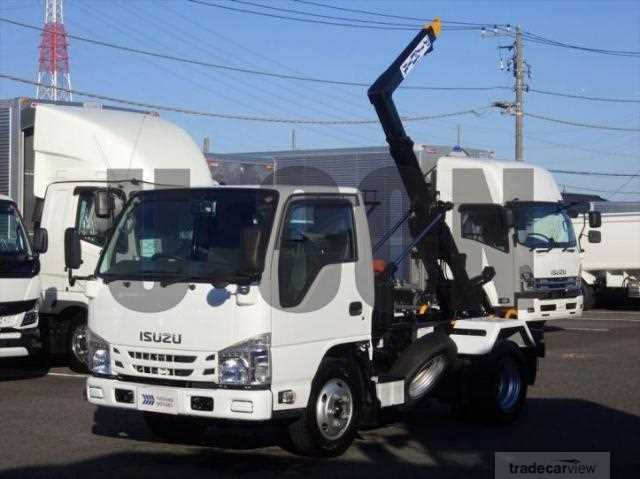 2017 Isuzu Elf Truck