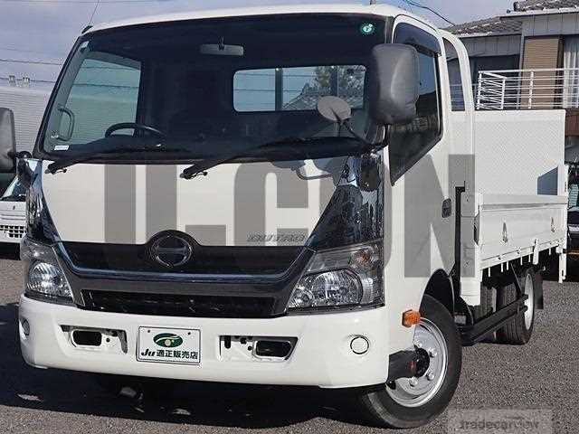 2015 Hino Dutro