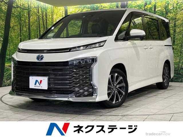 2022 Toyota Voxy