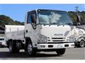 2016 Isuzu Elf Truck