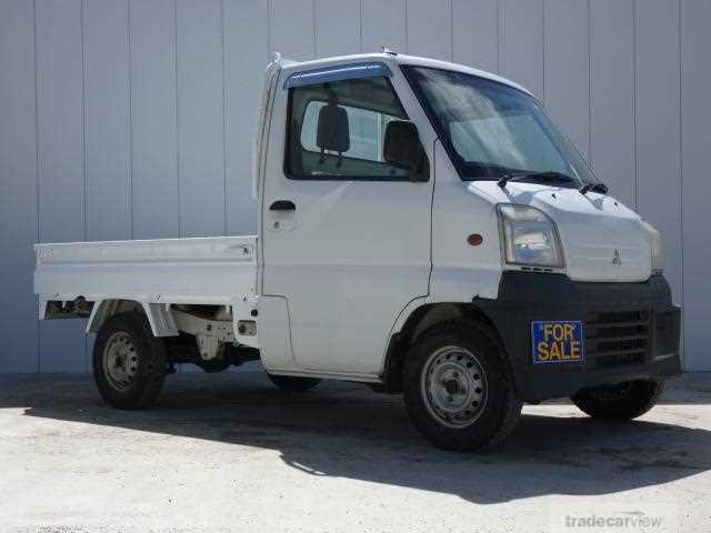 2000 Mitsubishi Minicab Truck