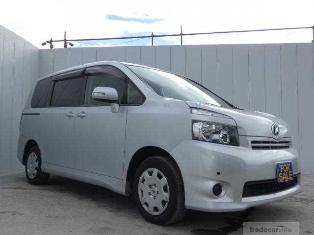 2007 Toyota Voxy