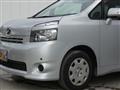 2007 Toyota Voxy