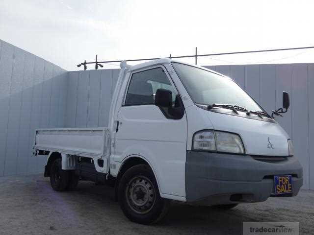 2004 Mitsubishi Delica Truck