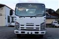 2013 Isuzu Elf Truck