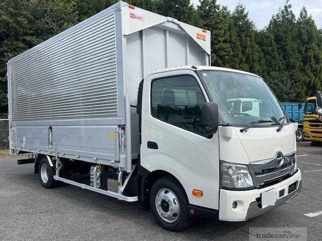 2024 Hino Dutro