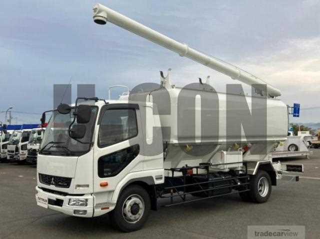 2023 Mitsubishi Fuso Fighter