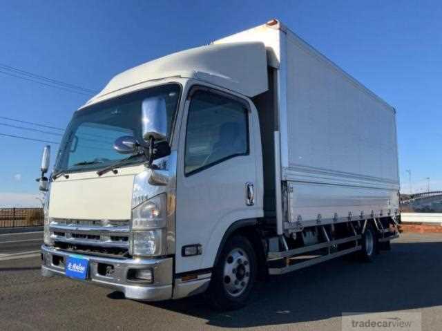 2013 Isuzu Elf Truck