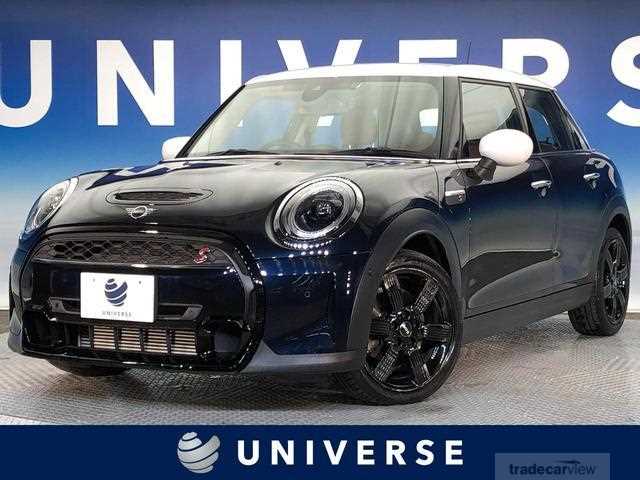 2021 BMW MINI