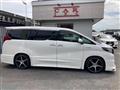 2016 Toyota Alphard Hybrid