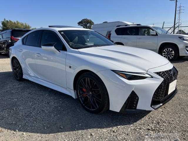 2023 Lexus IS