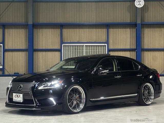 2014 Lexus LS