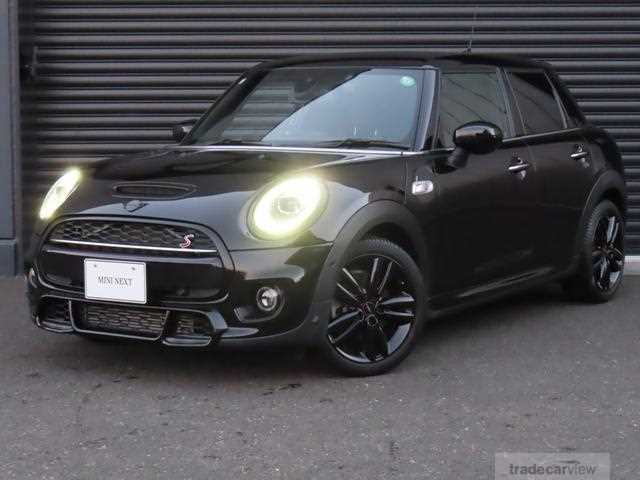 2020 BMW MINI