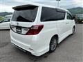 2013 Toyota Alphard G