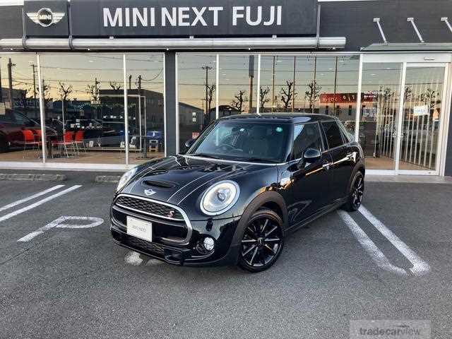 2017 BMW MINI