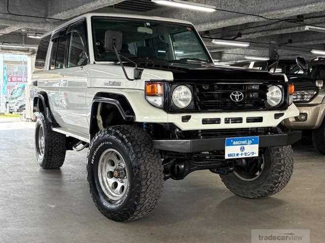 2003 Toyota Landcruiser 70