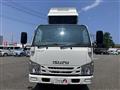 2017 Isuzu Elf Truck