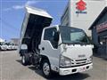 2017 Isuzu Elf Truck