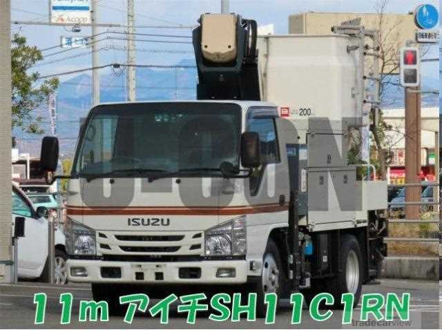 2020 Isuzu Elf Truck