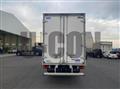 2020 Isuzu Elf Truck