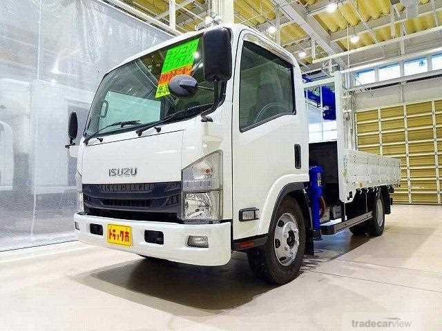 2017 Isuzu Elf Truck