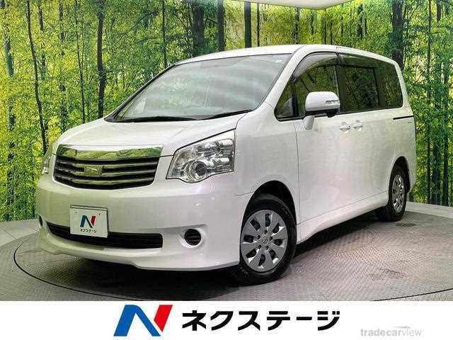 2010 Toyota Noah