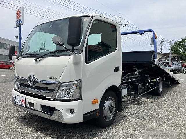 2022 Toyota Dyna Truck