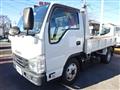 2015 Isuzu Elf Truck