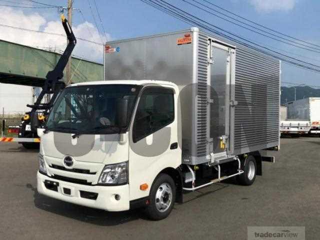 2022 Hino Dutro