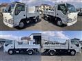 2016 Isuzu Elf Truck