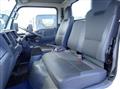 2010 Isuzu Elf Truck