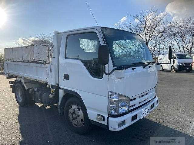 2013 Isuzu Elf Truck